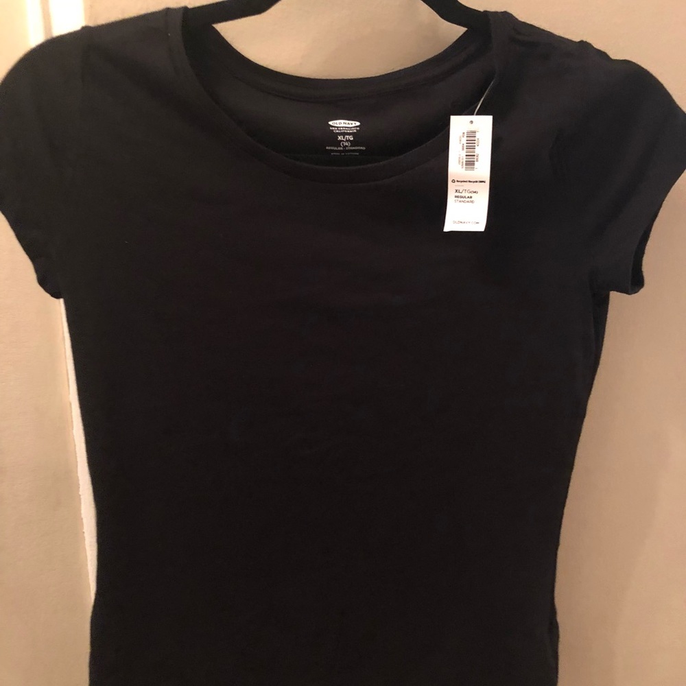 Old Navy black short sleeve t-shirt NWT